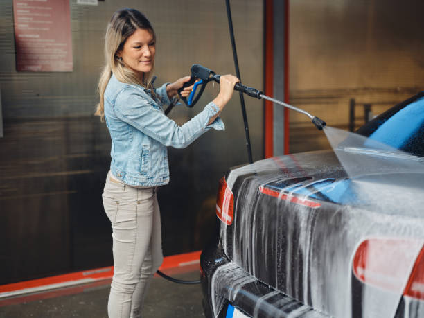 Best Commercial Building Pressure Washing  in Klamath Falls, OR